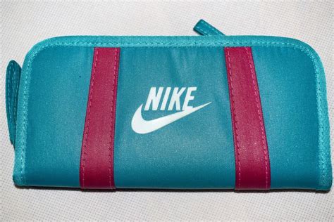 nike portmonee damen|Wallets. Nike.com.